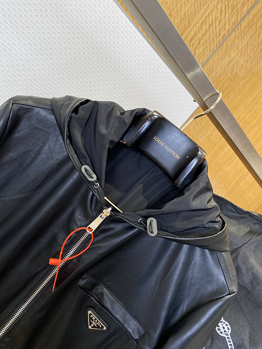 プラダ 両面リバーシブルフードジャケット