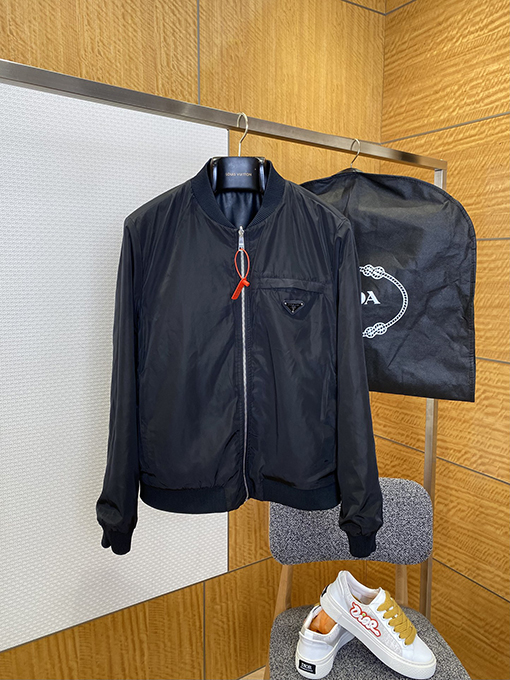 プラダコピー 両面リバーシブルベースボールジャケット