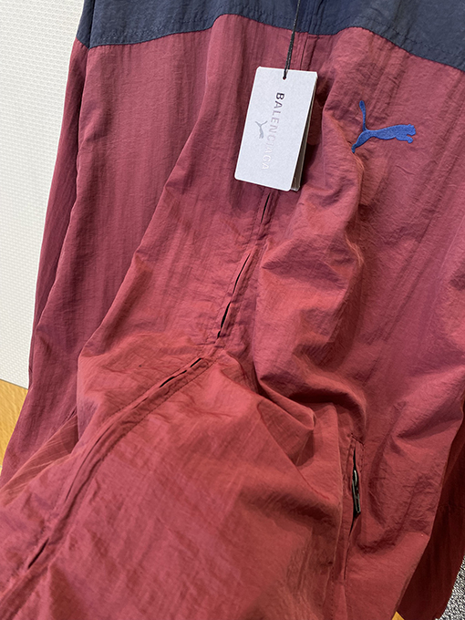 バレンシアガ 刺繍入りカラーブロックスポーティジャケット