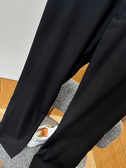 ディオールスーパーコピー ロゴ入りVネック長袖スーツストレートレッグパンツ