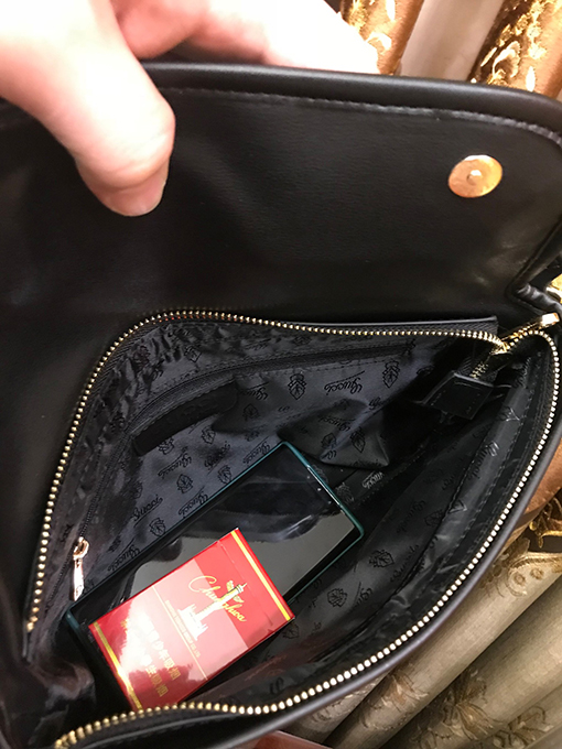 グッチ メンズカジュアルクロスボディバッグ