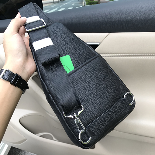 プラダスーパーコピー 新しいメンズチェストバッグ