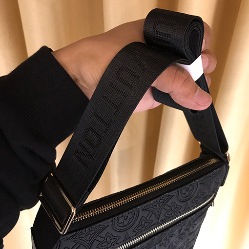 ルイヴィトン ラグジュアリークラシックメンズバッグ