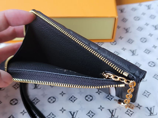 ルイヴィトン Recto Verso クラシックモノグラムウォレットM69431