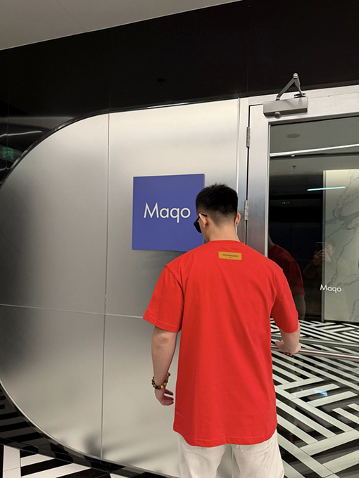 ルイヴィトン エンボスクルーネック半袖Tシャツ