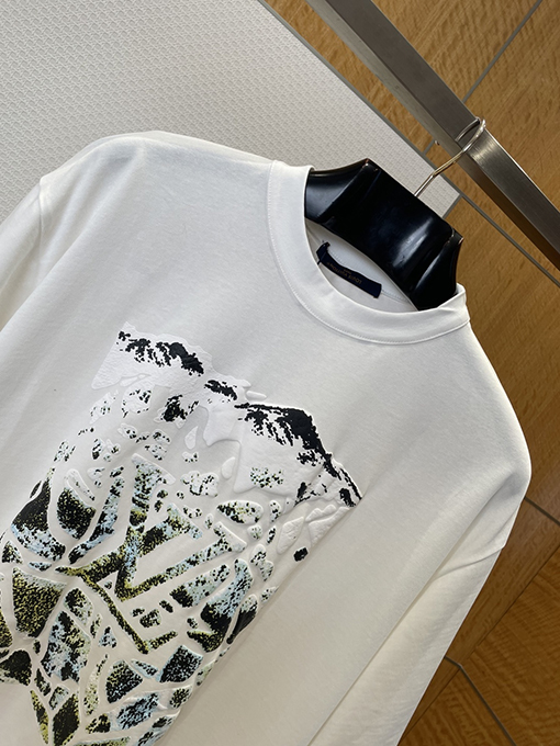 ルイヴィトン スノーマウンテンプリントクルーネック半袖Tシャツ