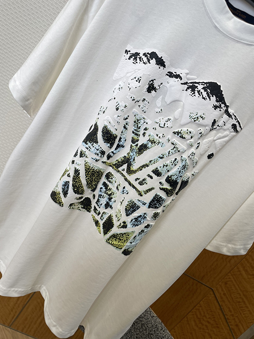 ルイヴィトン スノーマウンテンプリントクルーネック半袖Tシャツ