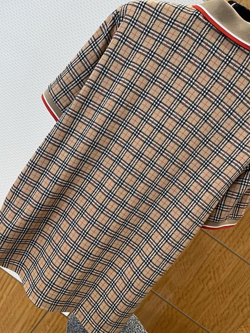 バーバリースーパーコピー 刺繍入りチェック柄襟付き半袖ポロシャツ