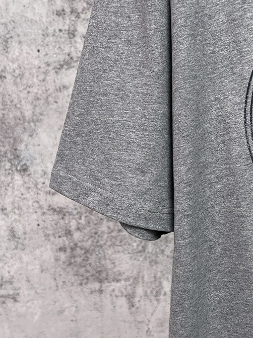 バレンシアガコピー レトロバッジアイコンダイレクトプリント半袖Tシャツ