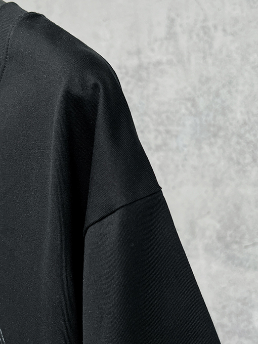 バレンシアガコピー レトロバッジアイコンダイレクトプリント半袖Tシャツ