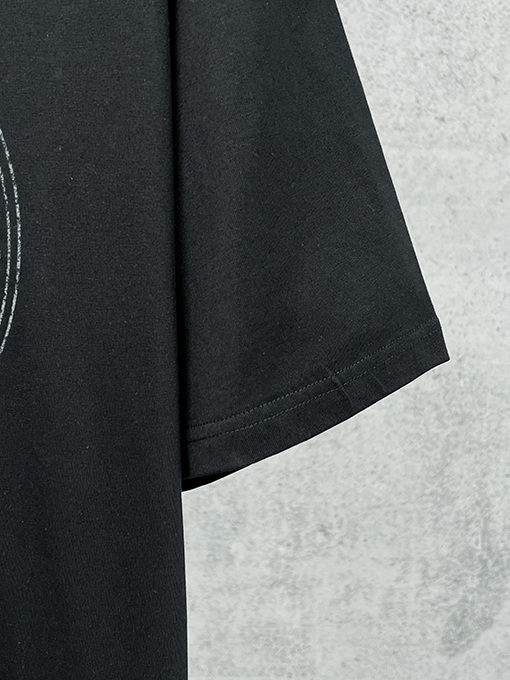 バレンシアガコピー レトロバッジアイコンダイレクトプリント半袖Tシャツ