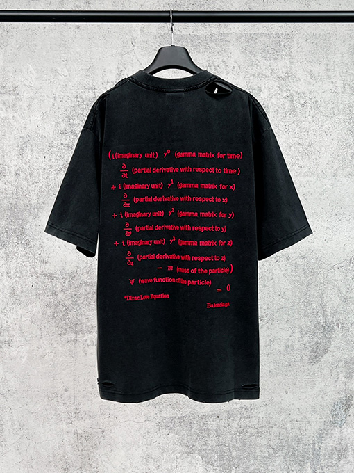 バレンシアガ ディラック方程式の刺繍りウォッシュとバックをした半袖 T シャツ