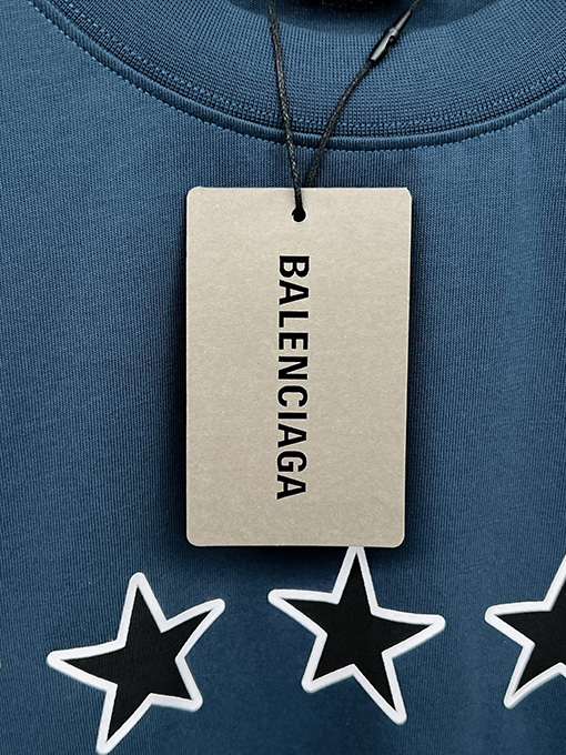 バレンシアガ スターロゴ刺繍の袖口ウォッシュとダメージをした半袖Tシャツ