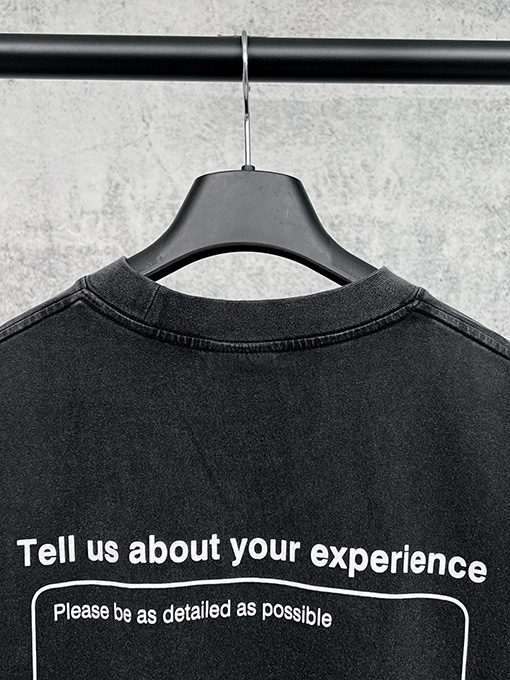 バレンシアガ スターロゴ刺繍の袖口ウォッシュとダメージをした半袖Tシャツ