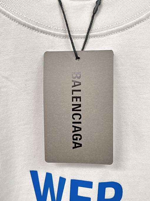 バレンシアガスーパーコピー Balenciaga WFP 2046 チャリティー限定の半袖Tシャツ