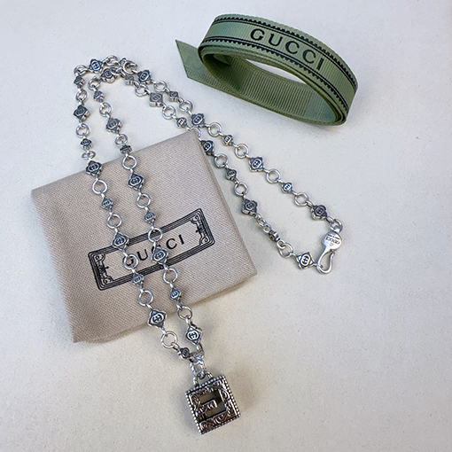 グッチ Anger Forest クラシックなダブルGタグネックレスシリーズ