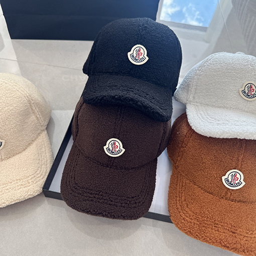 モンクレールスーパーコピー ラムウールのベースボールキャップ