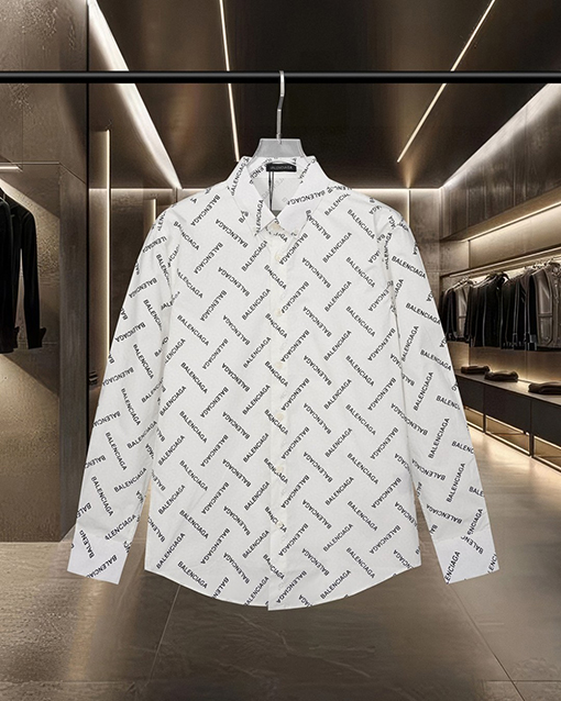 バレンシアガ Balenciaga ランウェイスタイルのオールオーバープリントバレットスクリーンロゴ長袖シャツ
