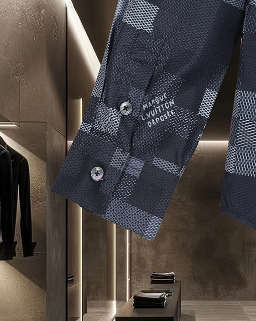 ルイヴィトンスーパーコピー 全体にチェック柄モザイクをした長袖シャツ