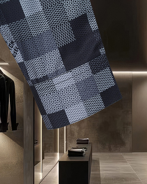 ルイヴィトンスーパーコピー 全体にチェック柄モザイクをした長袖シャツ