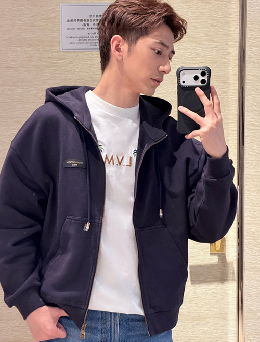 ルイヴィトン Louis Vuitton Paris ゴールドスタンプレザータグジップアップパーカー