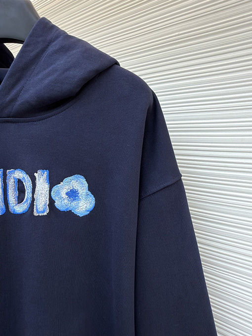 フェンディコピー FENDI 刺繍入り手描きロゴスウェットシャツ