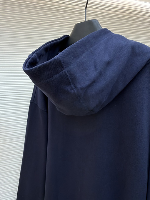 フェンディコピー FENDI 刺繍入り手描きロゴスウェットシャツ