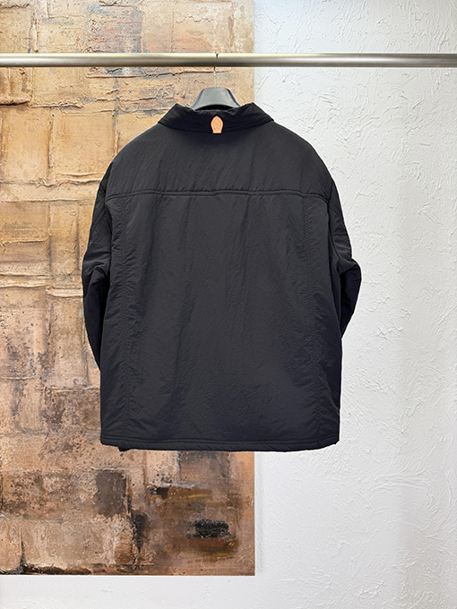 ルイヴィトンスーパーコピー レザーロゴワークジャケット