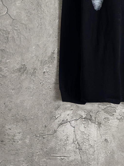 バレンシアガコピー Balenciaga 520 限定ブラーアウロングスリーブシャツ