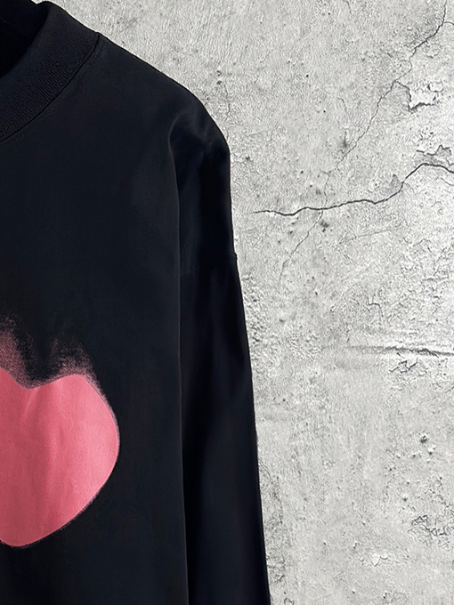 バレンシアガコピー Balenciaga 520 限定ブラーアウロングスリーブシャツ