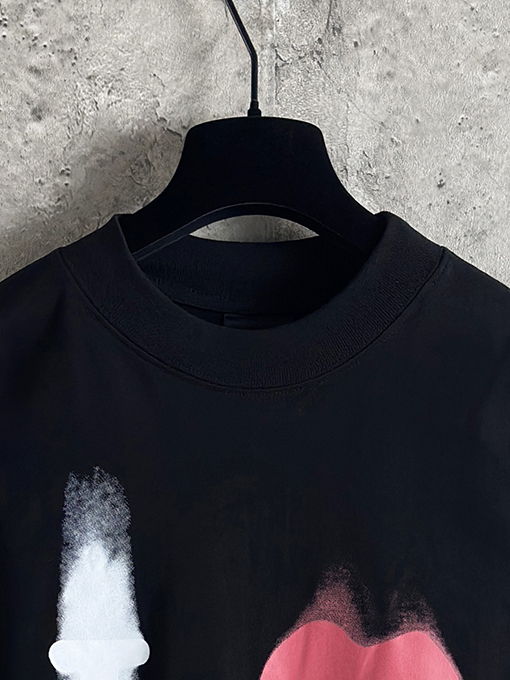 バレンシアガコピー Balenciaga 520 限定ブラーアウロングスリーブシャツ