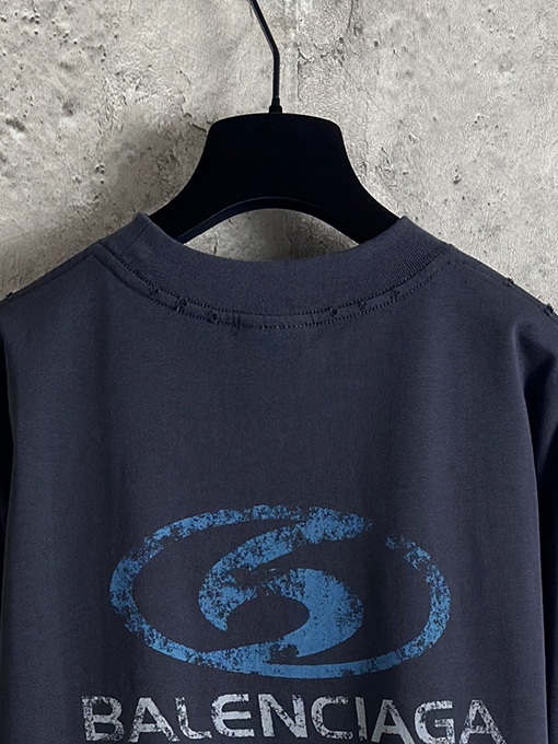 バレンシアガ Balenciaga サーフロゴのぼかしプリントクルーネックスウェットシャツ