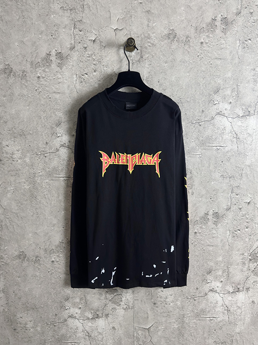 バレンシアガ Balenciaga ライトニングレターリップドロングスリーブシャツ