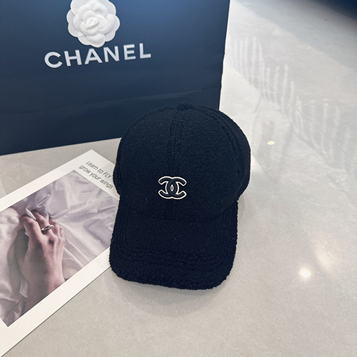 シャネル スタイリッシュなラムウールのベースボールキャップ