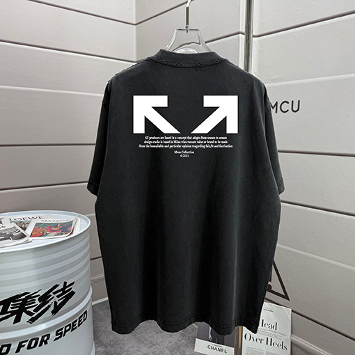 オフホワイト off white クラシックなウォッシュとダメージをした320gクルーネック半袖Tシャツ