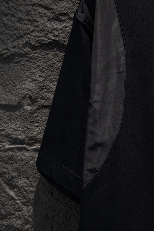 プラダスーパーコピー 新作パッチワークハードウェアジッパー半袖Tシャツ