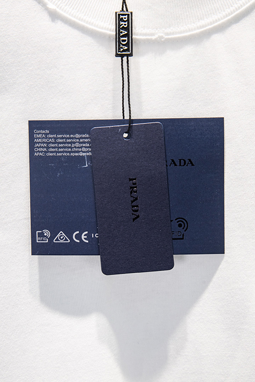 プラダ PRADA 新作グラフィティプリント半袖Tシャツ