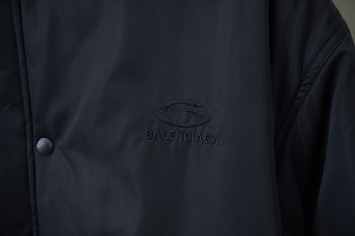 バレンシアガ BALENCIAGA ハーフリングロゴ刺繍入りベースボールフライトコットンジャケット