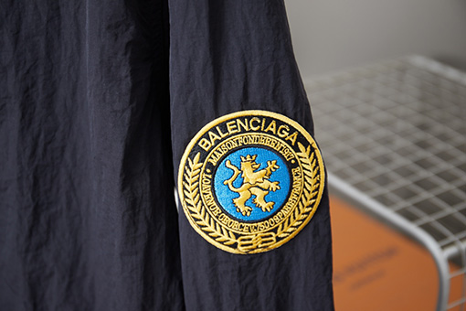 バレンシアガ BALENCIAGA 59 イエローラベル マンチェスターユナイテッド パッチワーロゴ ジャージ