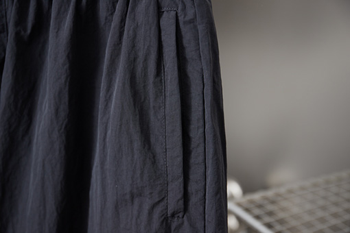 バレンシアガ BALENCIAGA 59 イエローレーベルマンチェスターユナイテッドロゴトラックパンツ