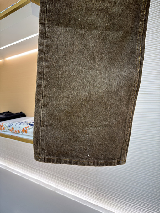 ルイヴィトン ポケット文字刺繍トラックジーンズ