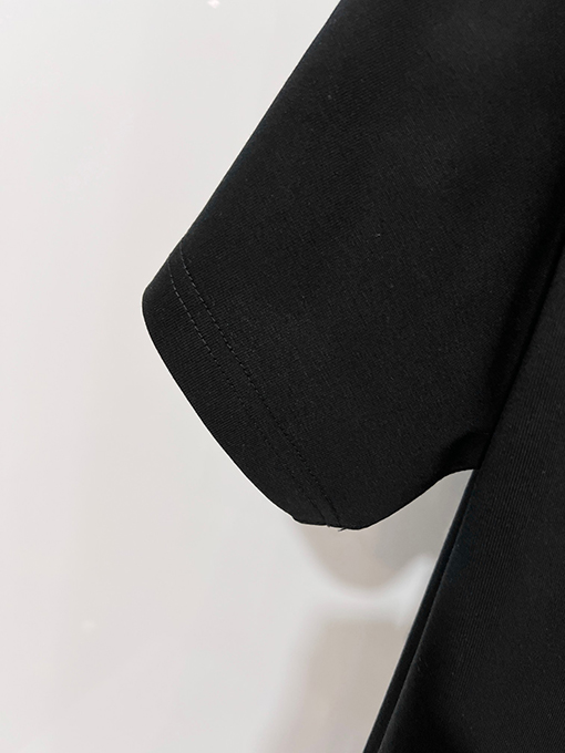 バーバリーコピー クラシックな刺繍のチェック柄軍馬ロゴクルーネック半袖Tシャツ