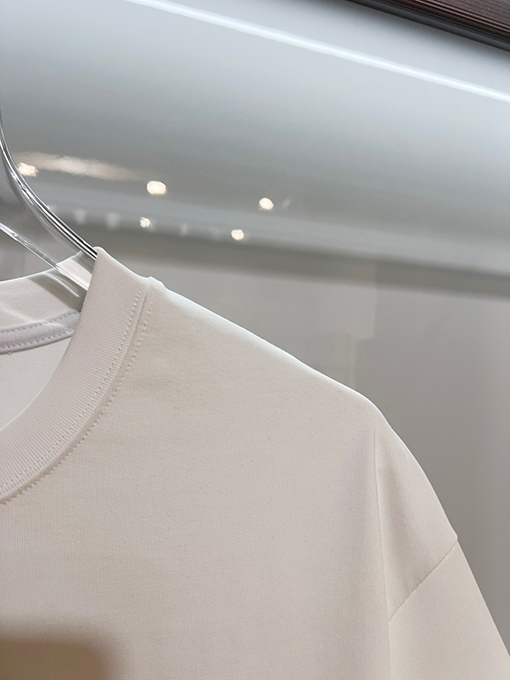 バーバリーコピー クラシックな刺繍のチェック柄軍馬ロゴクルーネック半袖Tシャツ