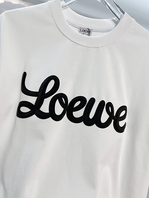 ロエベ LOEWE クラシックなフロックプリントロゴエンボスクルーネック半袖Tシャツ