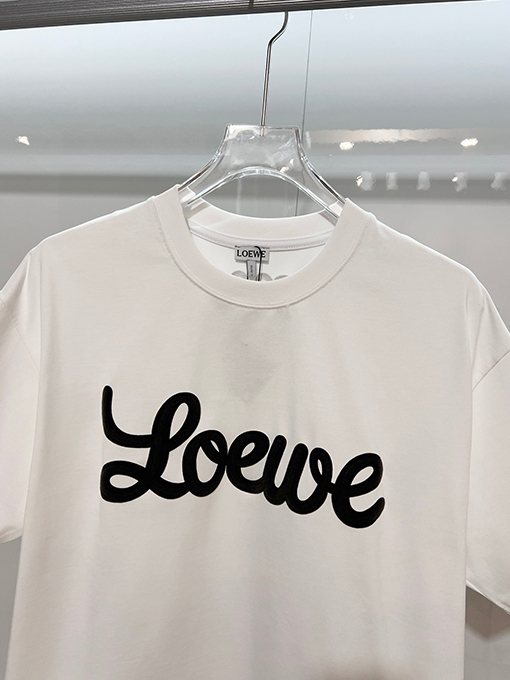ロエベ LOEWE クラシックなフロックプリントロゴエンボスクルーネック半袖Tシャツ