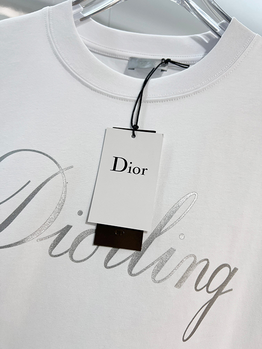 ディオール 裏面に3Mロゴの熱転プリントクラシックなエンボスのクルーネック半袖Tシャツ