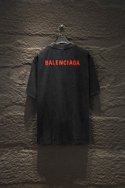 バレンシアガスーパーコピー Balenciaga クラシックな刺繍半袖Tシャツ