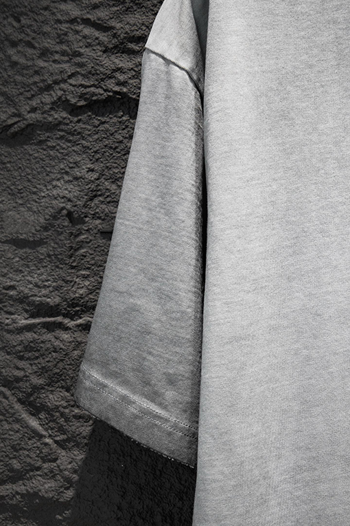 クロムハーツ ヘビーデューティーなリバースボトムカラーブロックアップリケ刺繍ダメージハードウェアの半袖Tシャツ