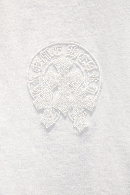 クロムハーツ 重工業なビーズと中空刺繍が施されたダメージ加工の半袖Tシャツ