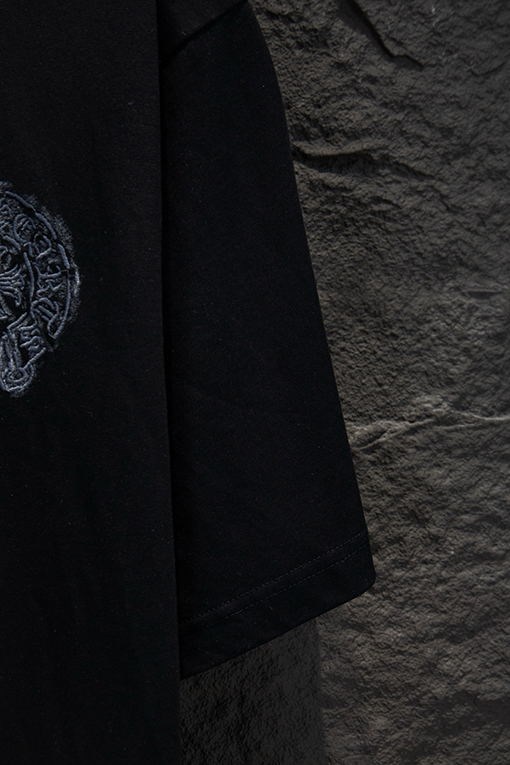 クロムハーツ 新作 ウォッシュプリント ホロウ刺繍 半袖Tシャツ